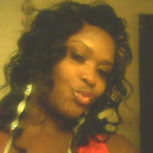 Meet your Posher, Monica